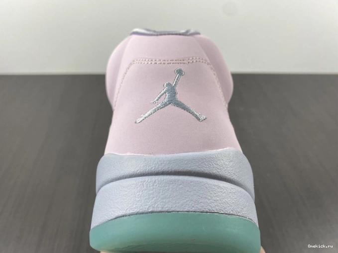 One Kick Jordan DV0562-600 Easter Air 5 0812